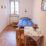 1 Kofler Mittenwald