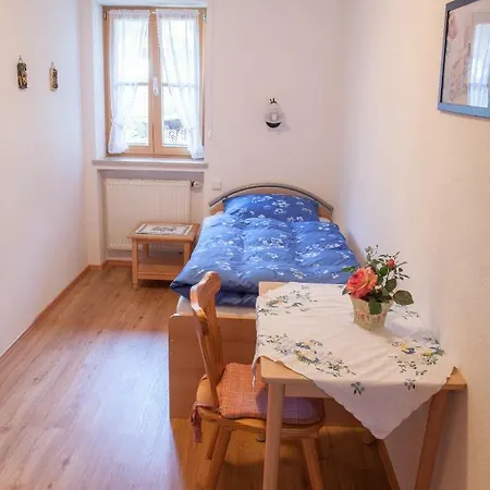 1 Kofler Mittenwald